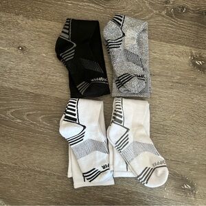 New Tommie Copper Small 4-6.5 White Black Gray Over the Calf Compression Socks